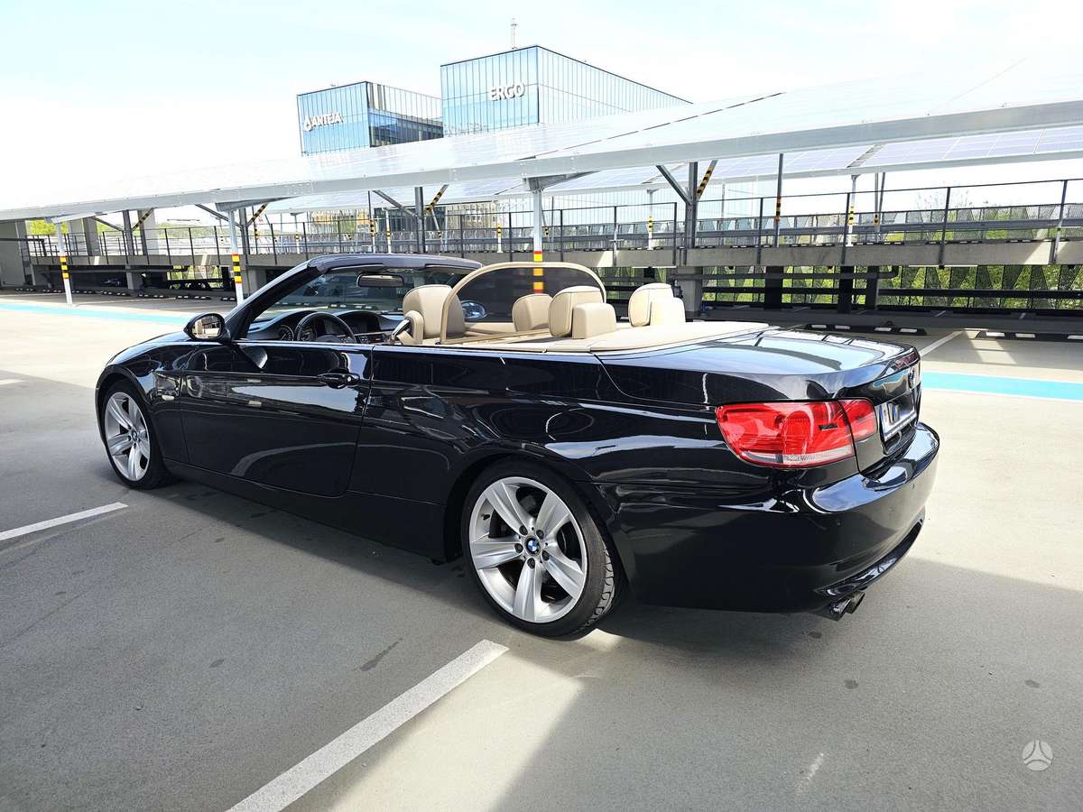BMW 325, 3.0 l., convertible