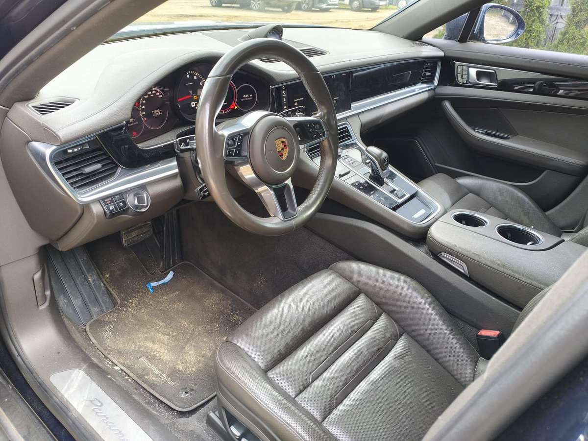 Porsche Panamera по частям