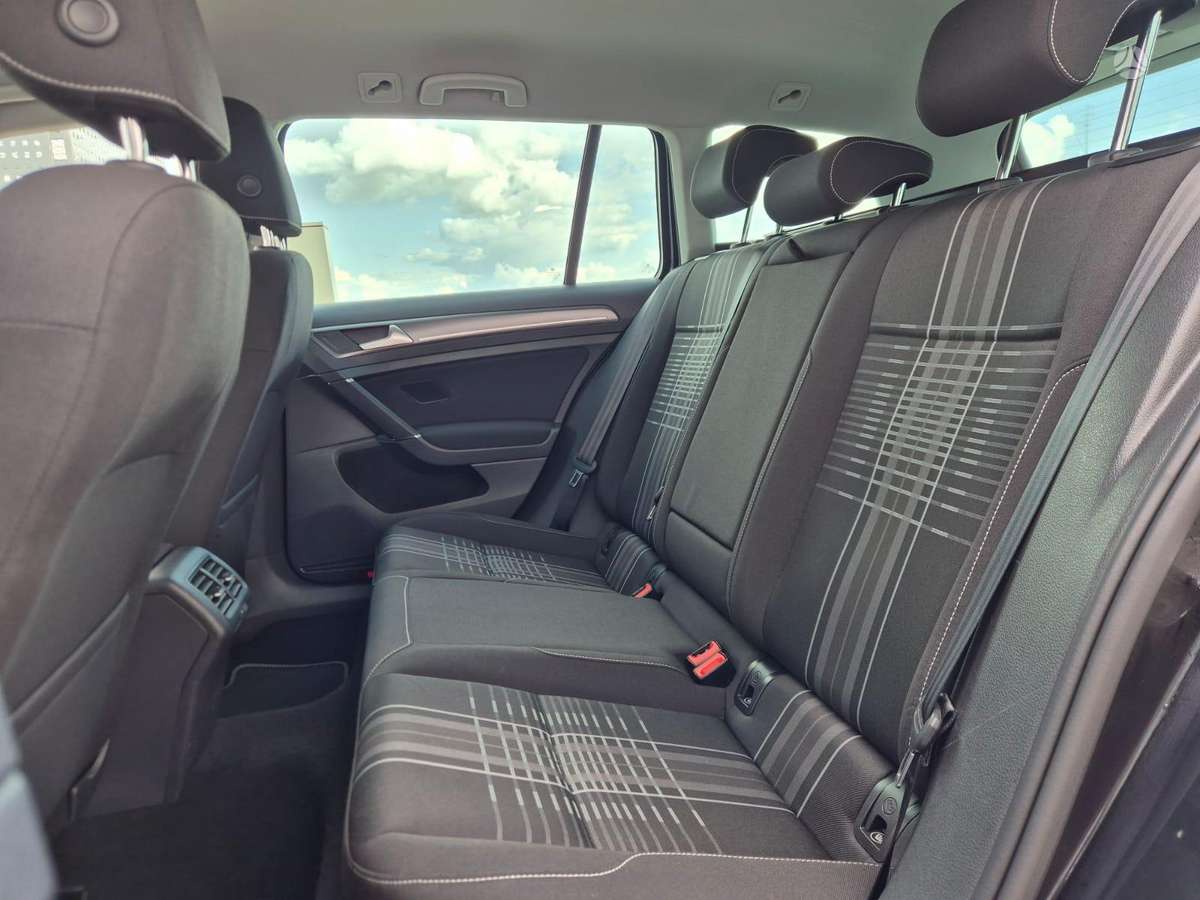 Volkswagen Golf, 1.6 l., Универсал
