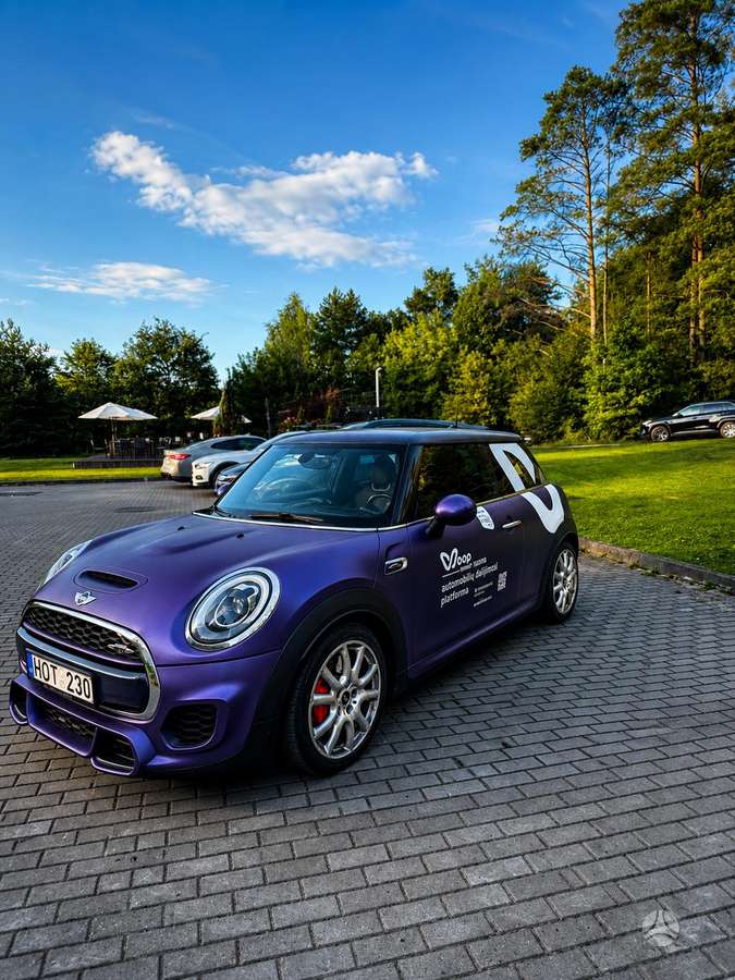 Mini Cooper JCW, 2.0 l., Хэтчбек