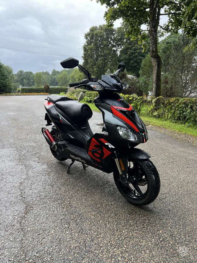 Aprilia SR 49cc, мотороллеры / мопеды