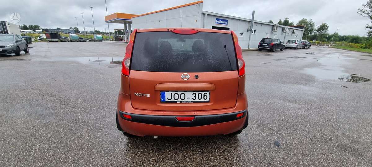 Nissan Note, 1.6 l., Хэтчбек