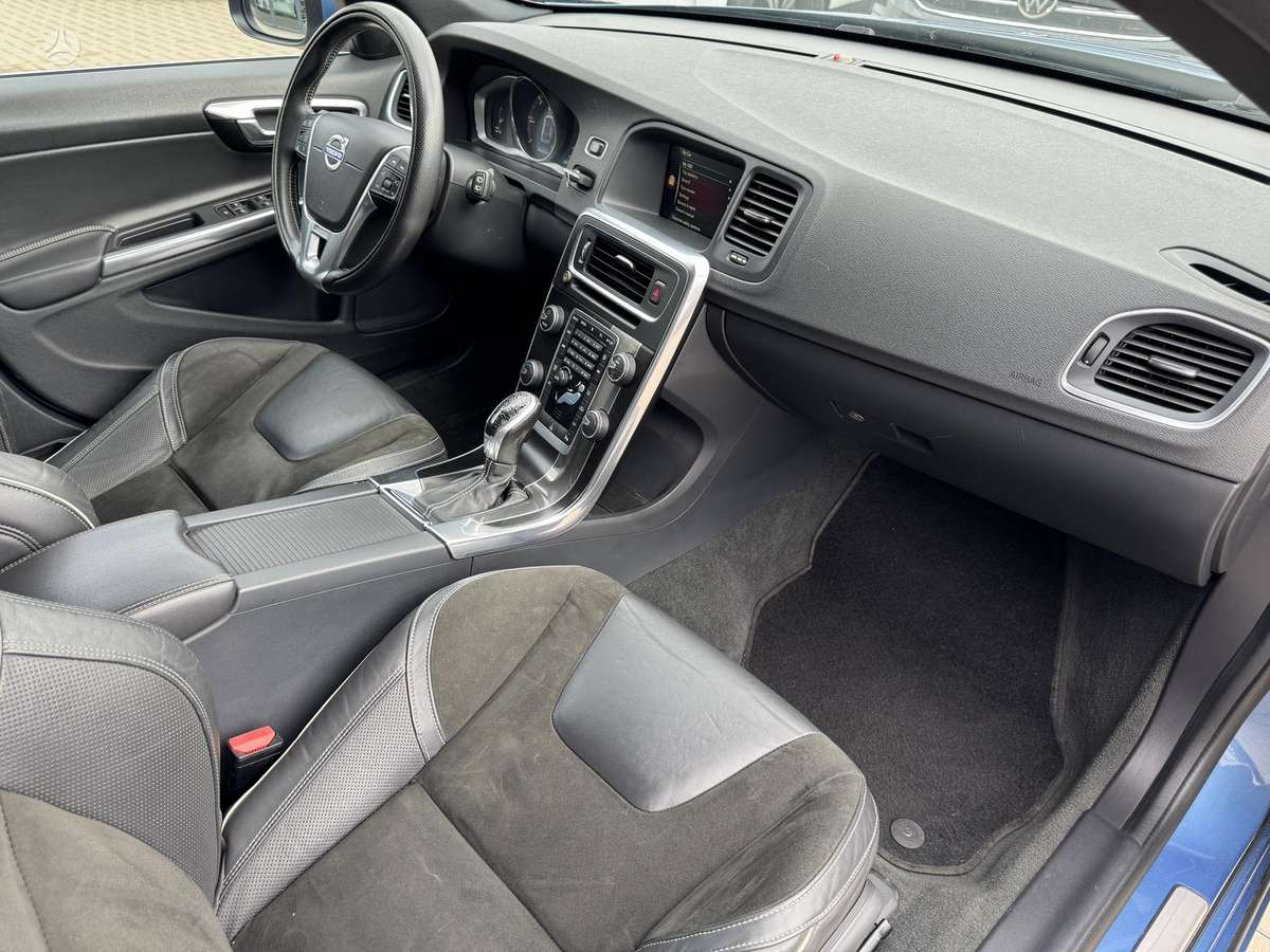 Volvo V60, 2.0 l., Универсал