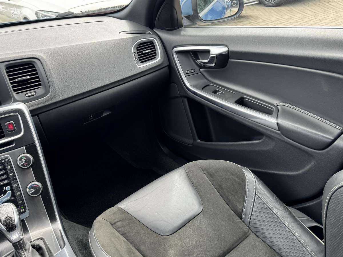 Volvo V60, 2.0 l., Универсал