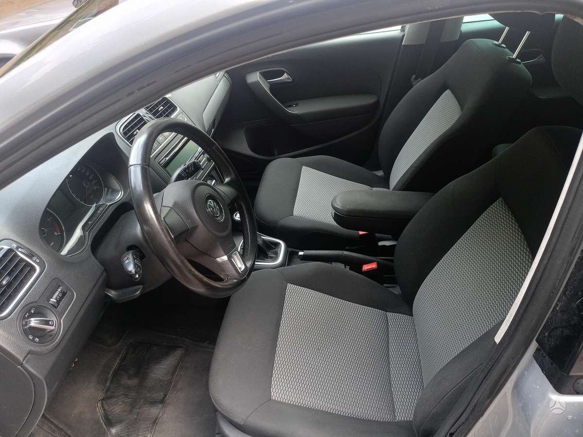 Volkswagen Polo - 7