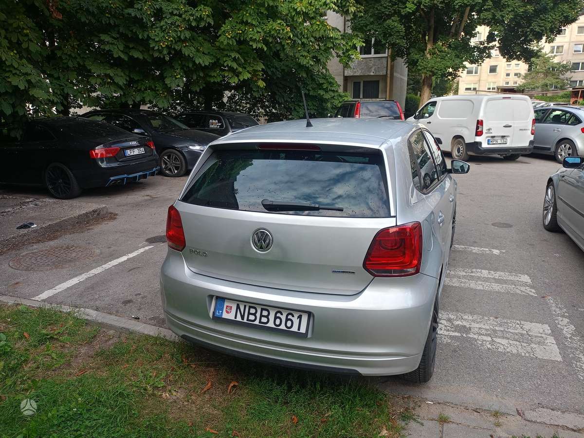 Volkswagen Polo - 2