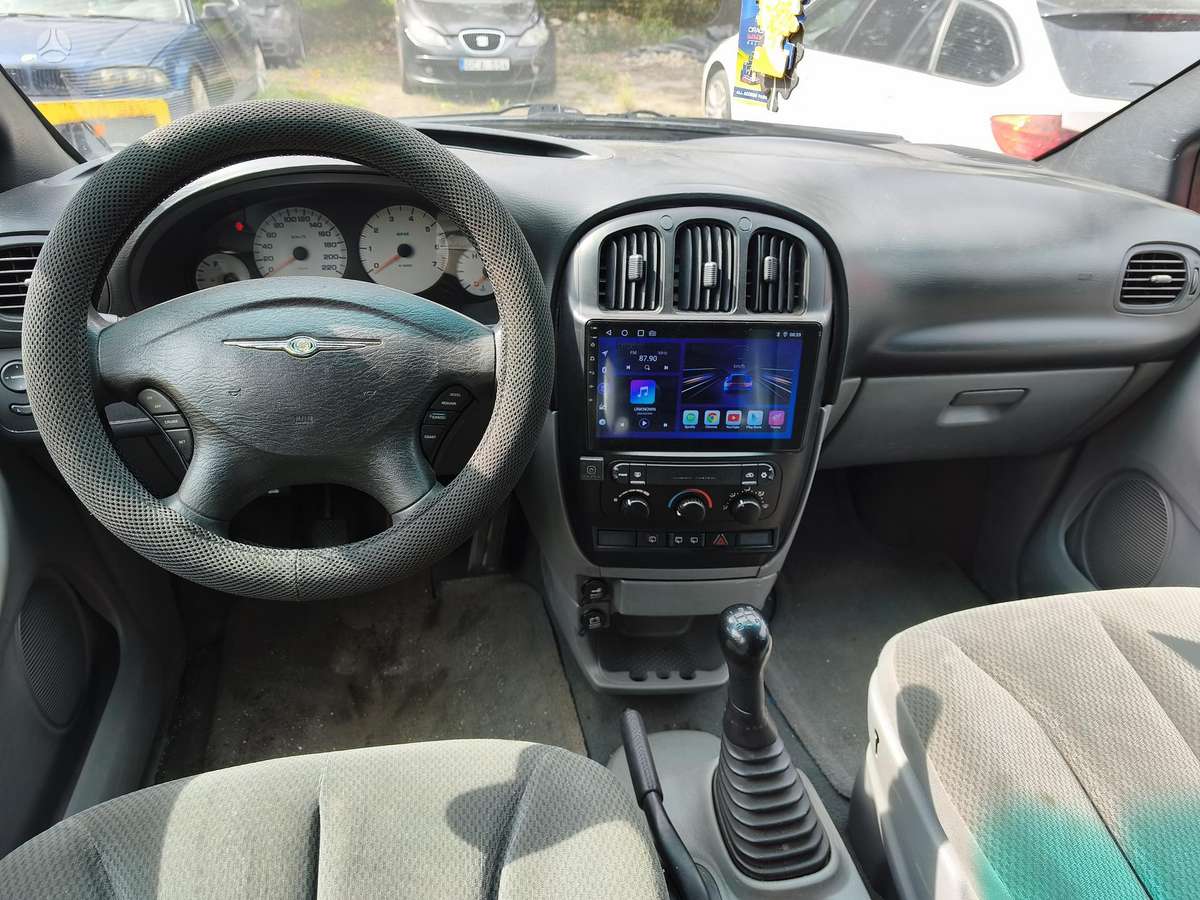 Chrysler Voyager, 2.4 l., Минивэн