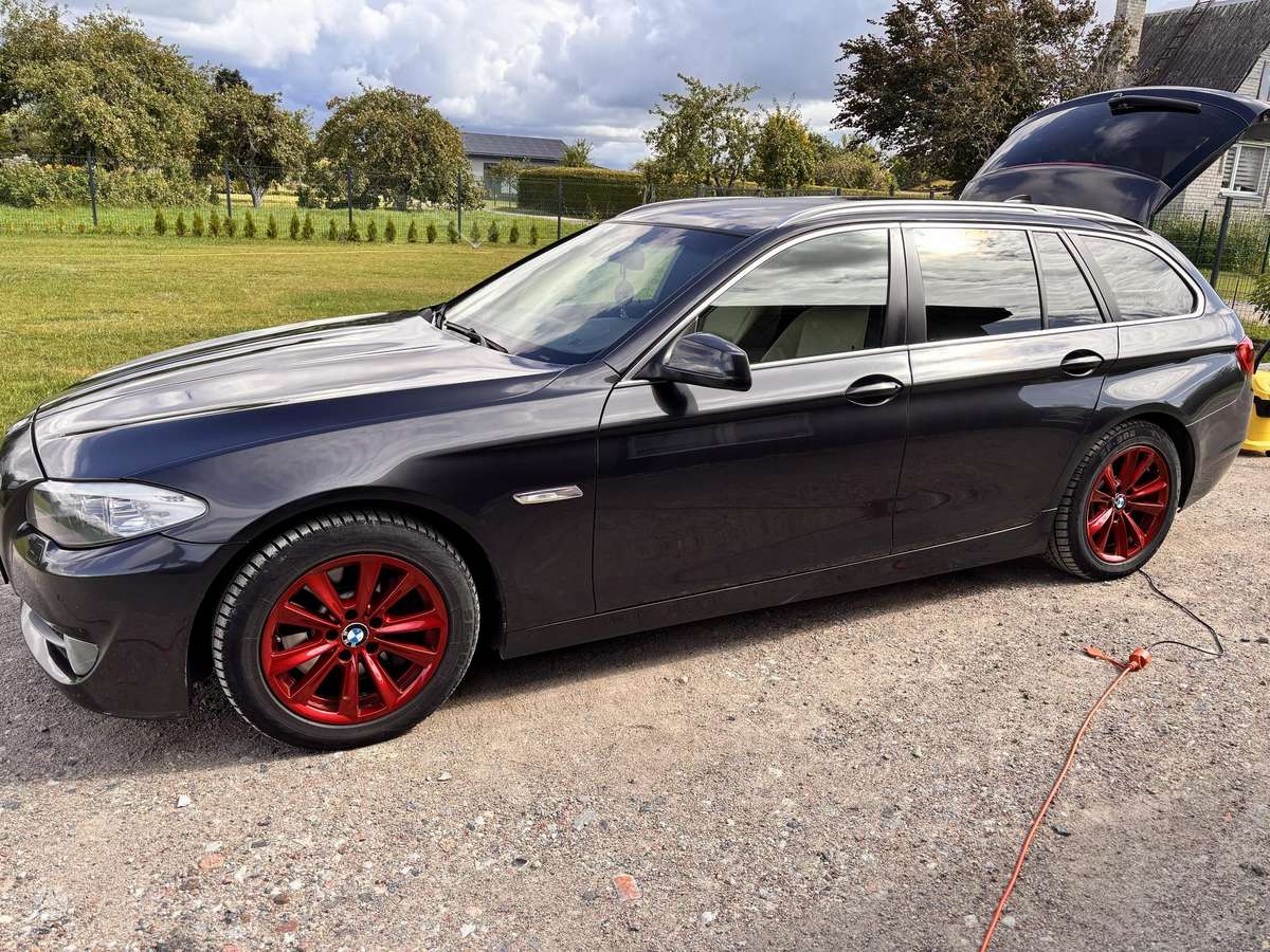 BMW 525, 3.0 l., wagon
