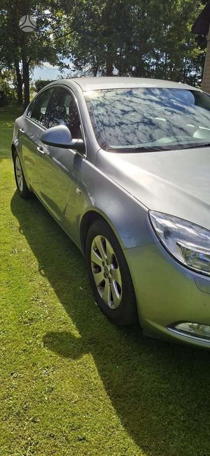 Opel Insignia, 2.0 l., Седан