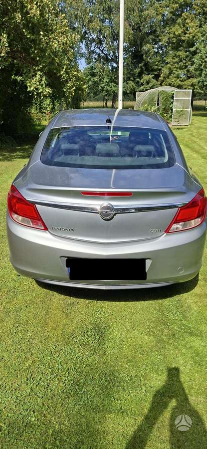 Opel Insignia, 2.0 l., Седан