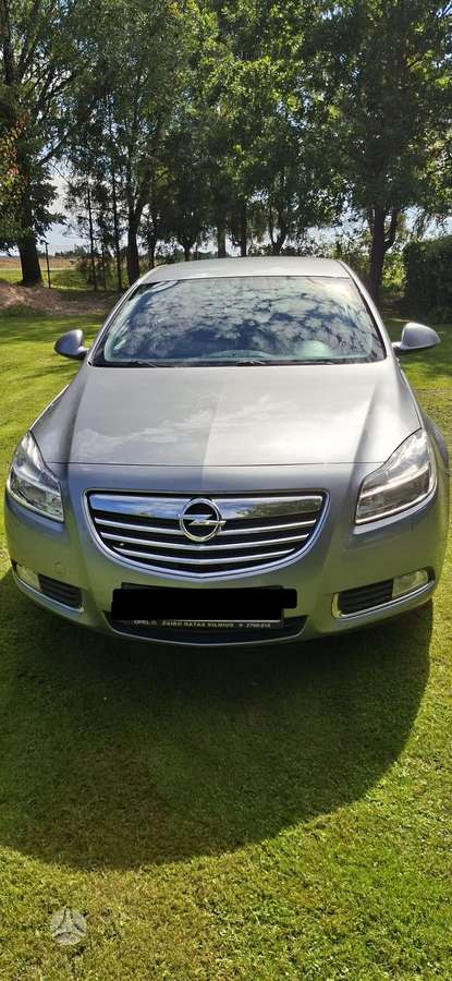 Opel Insignia, 2.0 l., Седан