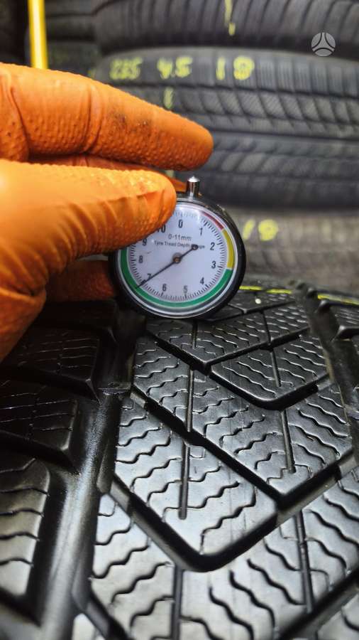 Pirelli Sottozero 3, winter 245/45 R19
