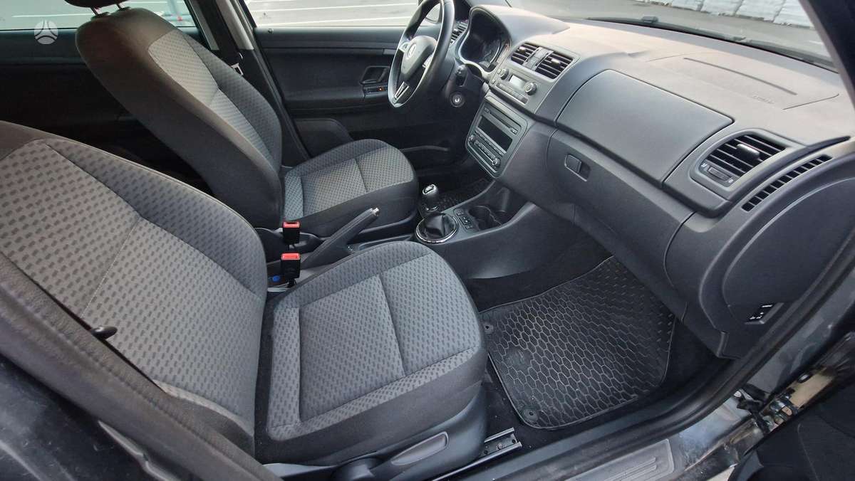Škoda Fabia - 8