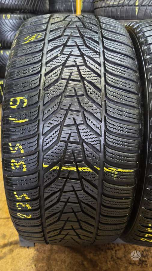 Hankook Winter icept evo3, winter 235/35 R19