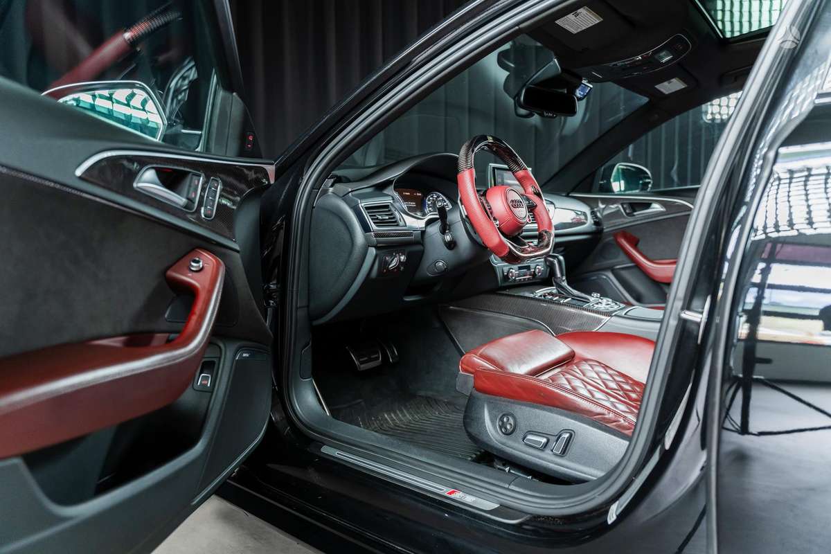 Audi S6, 4.0 l., Седан