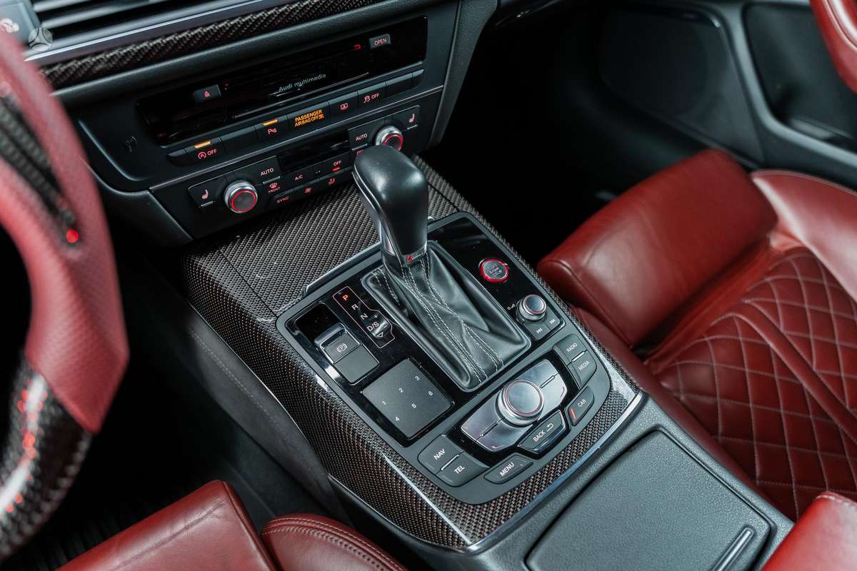 Audi S6, 4.0 l., Седан