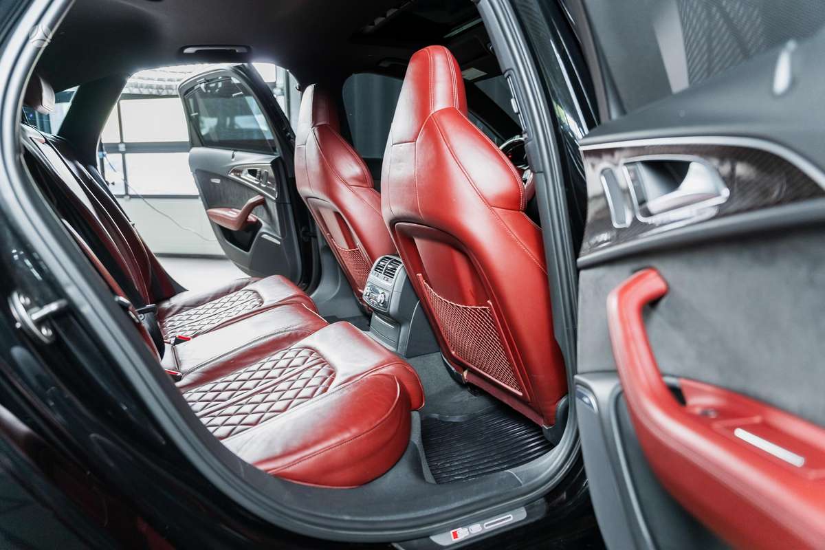 Audi S6, 4.0 l., Седан