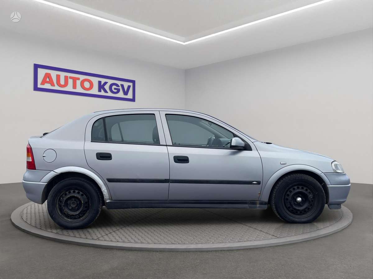 Opel Astra, 2.0 l., Хэтчбек