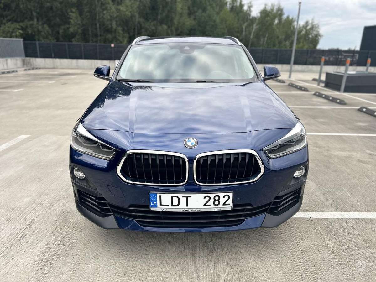BMW X2, 2.0 l., off-road / crossover