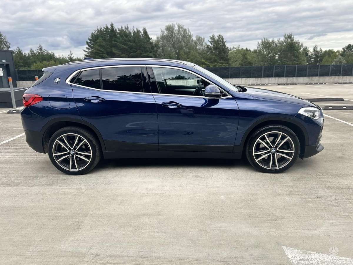 BMW X2, 2.0 l., off-road / crossover