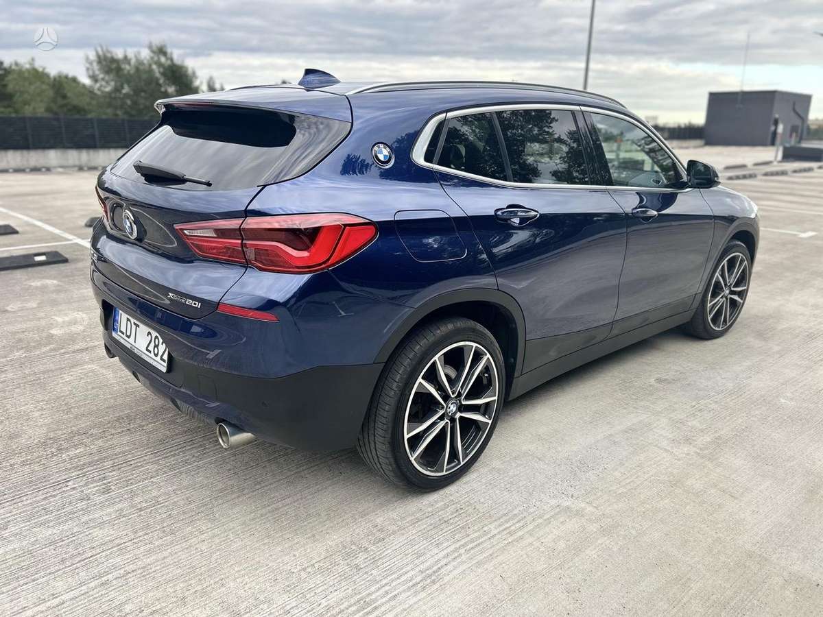 BMW X2, 2.0 l., off-road / crossover
