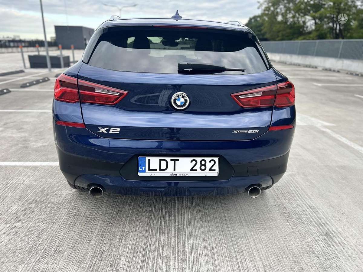BMW X2, 2.0 l., off-road / crossover