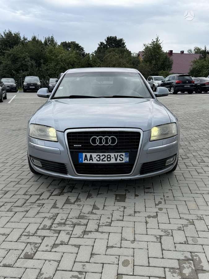 Audi A8, 3.0 l., Седан