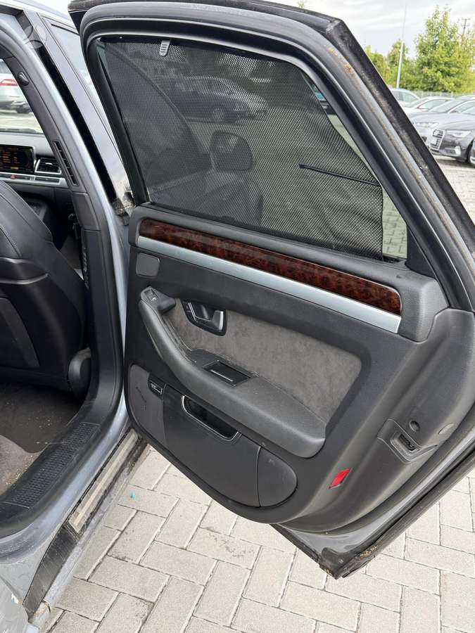 Audi A8, 3.0 l., Седан