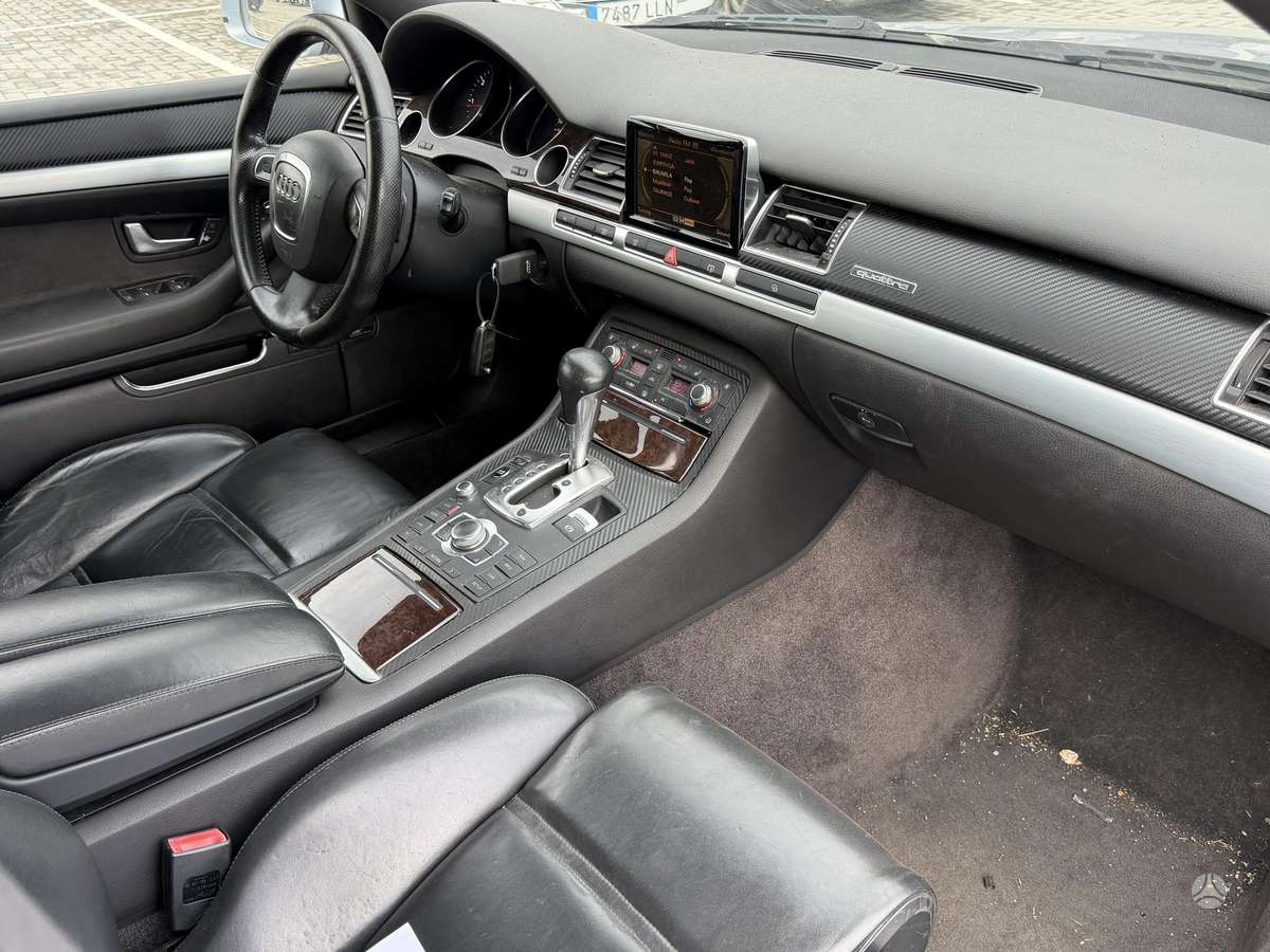 Audi A8, 3.0 l., Седан