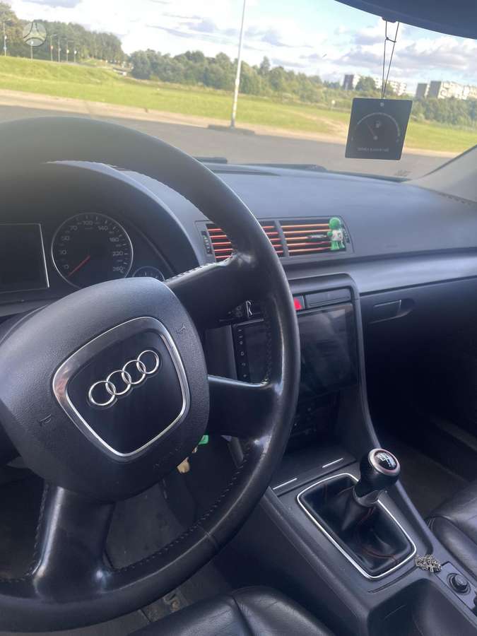 Audi A4, 2.0 l., universalas