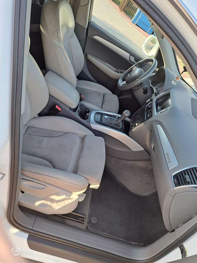 Audi Q5, 3.0 l., Внедорожник / Кроссовер