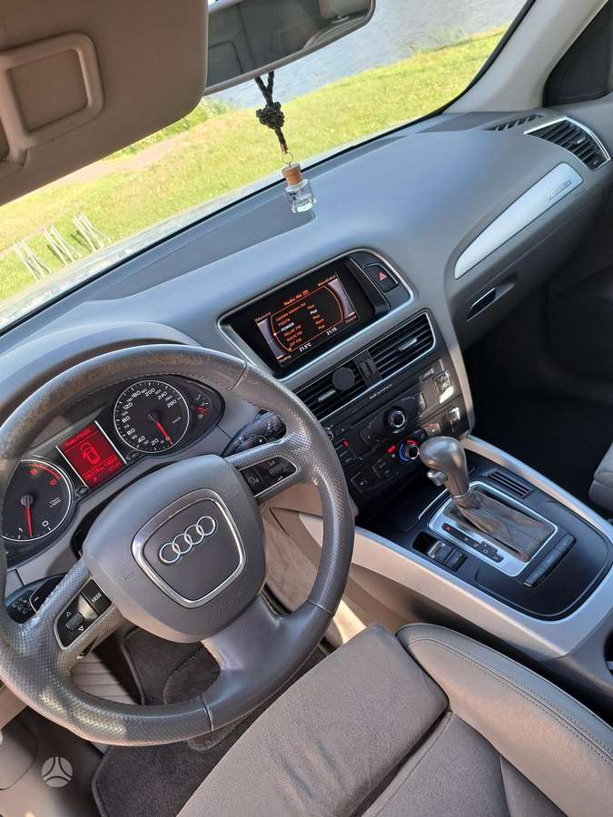 Audi Q5, 3.0 l., Внедорожник / Кроссовер