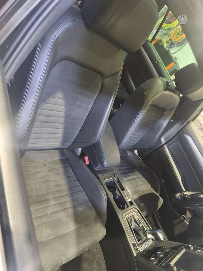 Volkswagen Passat dalimis