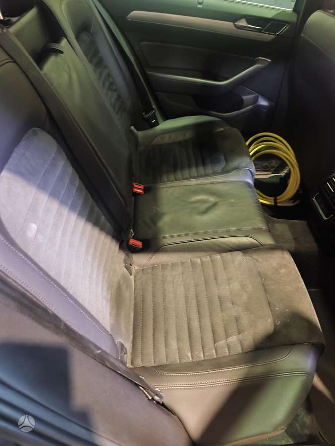 Volkswagen Passat dalimis