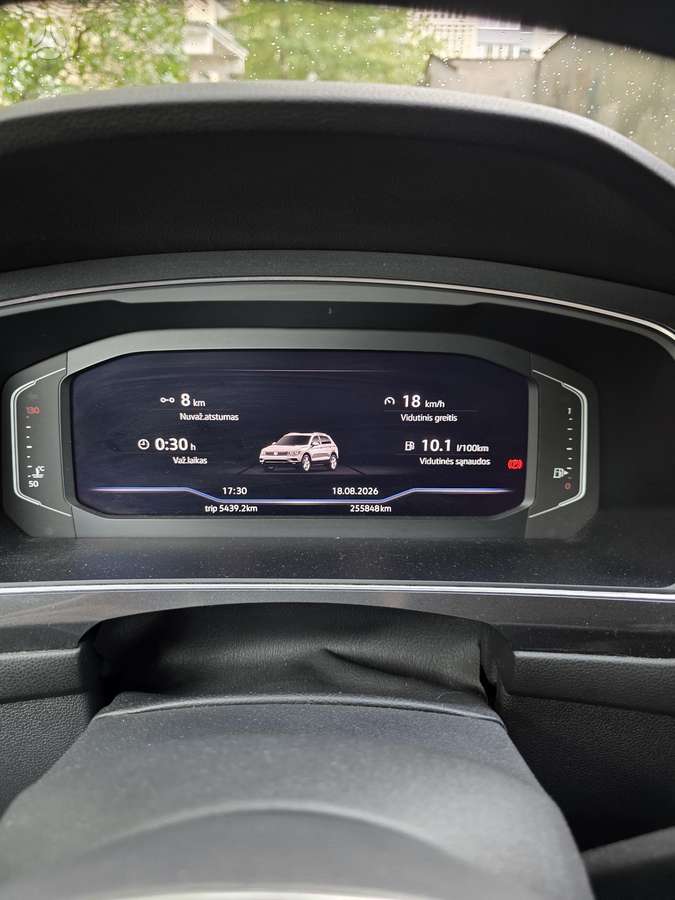 Volkswagen Tiguan Allspace - 6