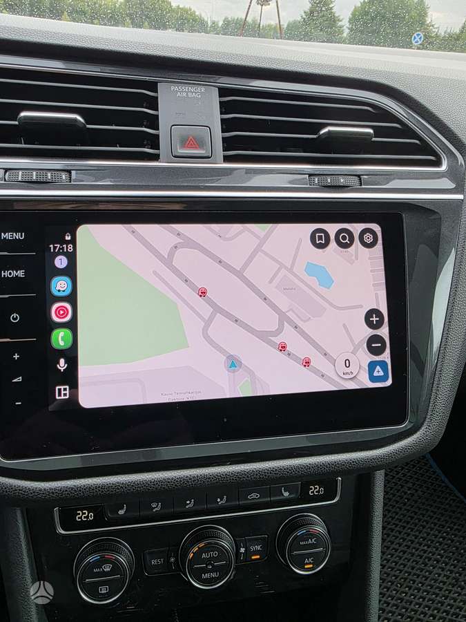 Volkswagen Tiguan Allspace - 11