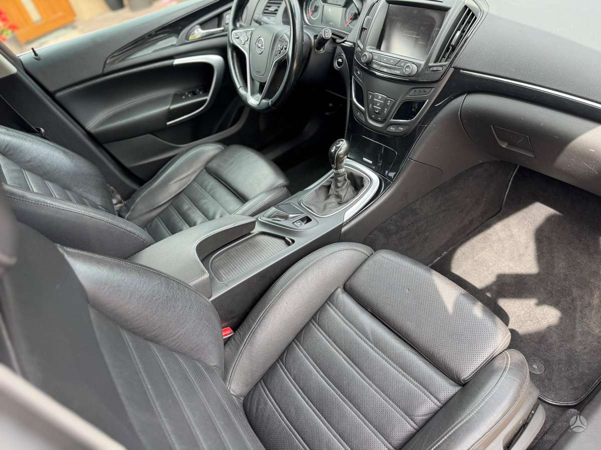 Opel Insignia, 2.0 l., Универсал
