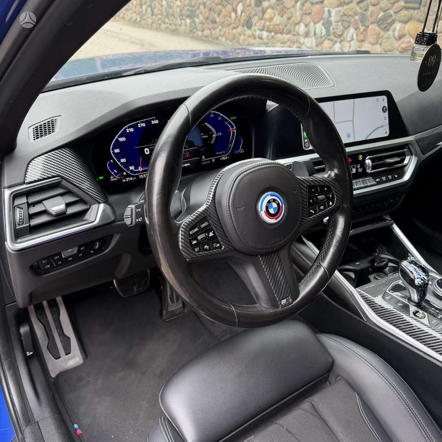 BMW 320, 2.0 l., Седан