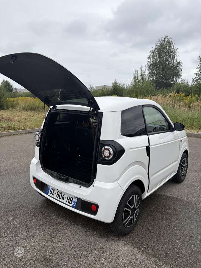 Ligier Myli, Хэтчбек