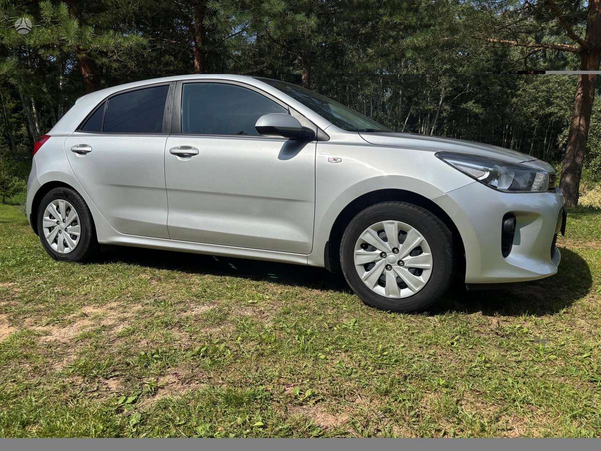 Kia Rio, 1.3 l., Хэтчбек