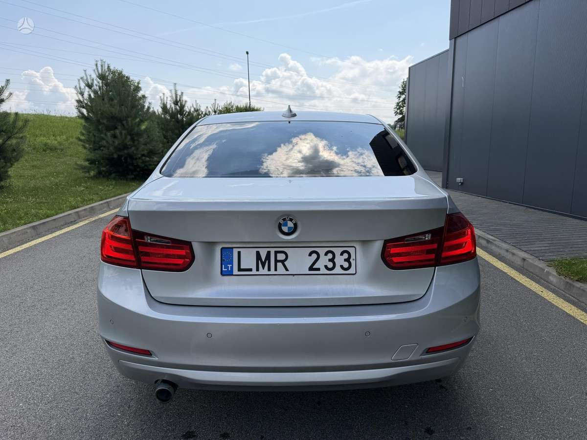 BMW 320, 2.0 l., Седан