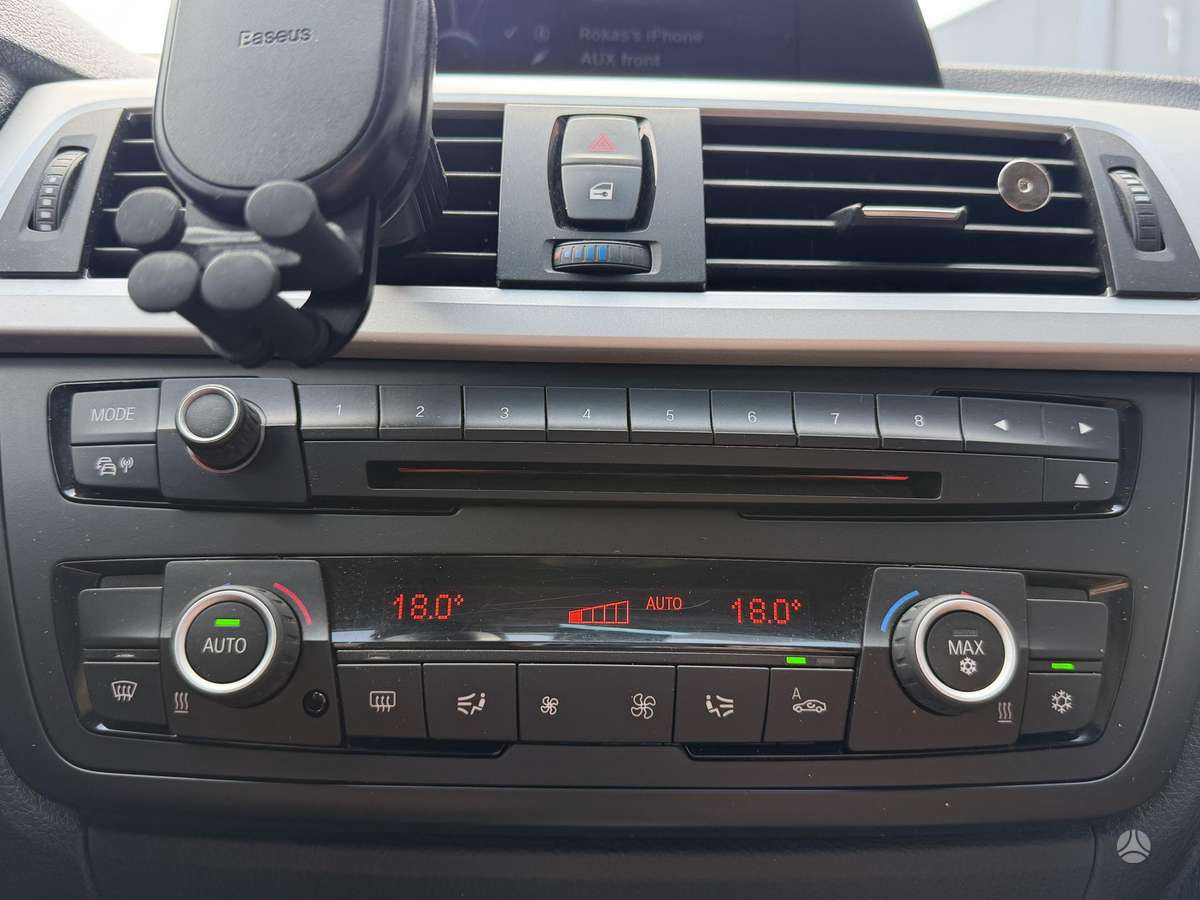 BMW 320, 2.0 l., Седан