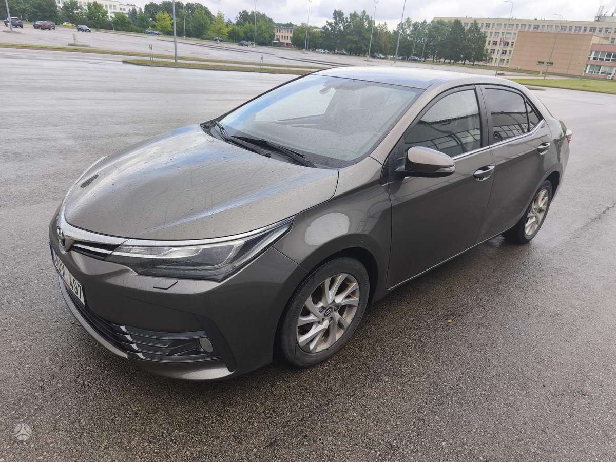 Toyota Corolla, 1.4 l., Седан