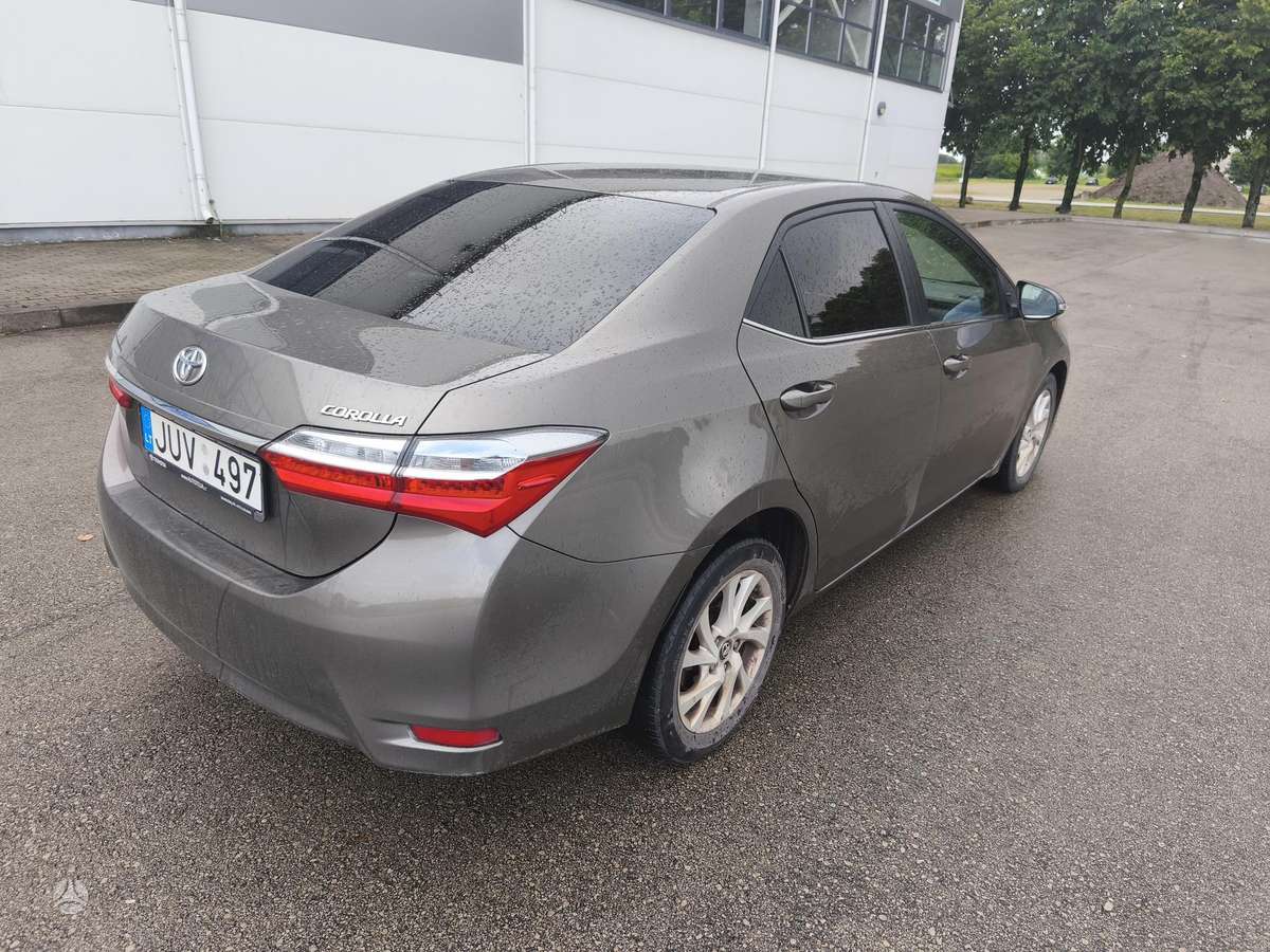 Toyota Corolla, 1.4 l., Седан