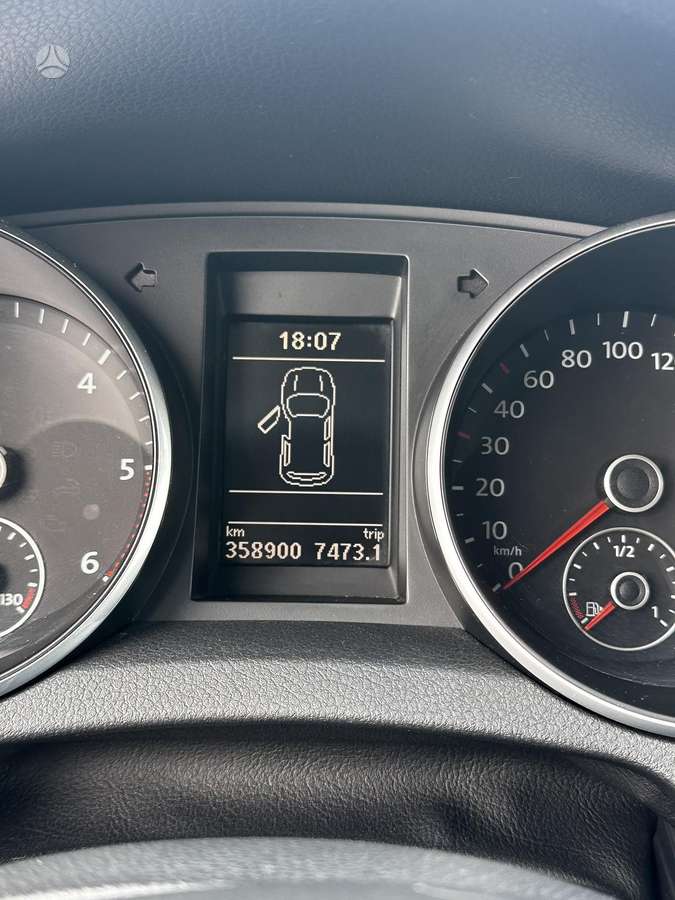 Volkswagen Golf - 7