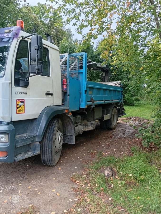 MAN Le220, dumpers with crane