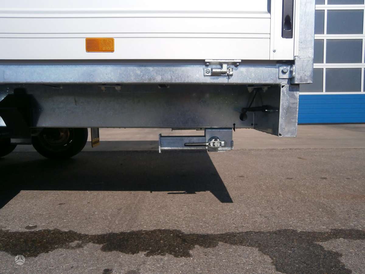 Humbaur Universal 3500, passenger car trailers