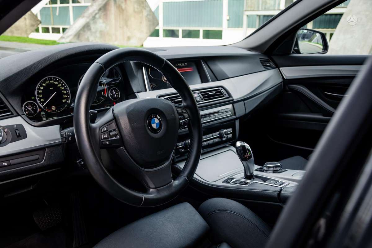 BMW 520, 2.0 l., Универсал