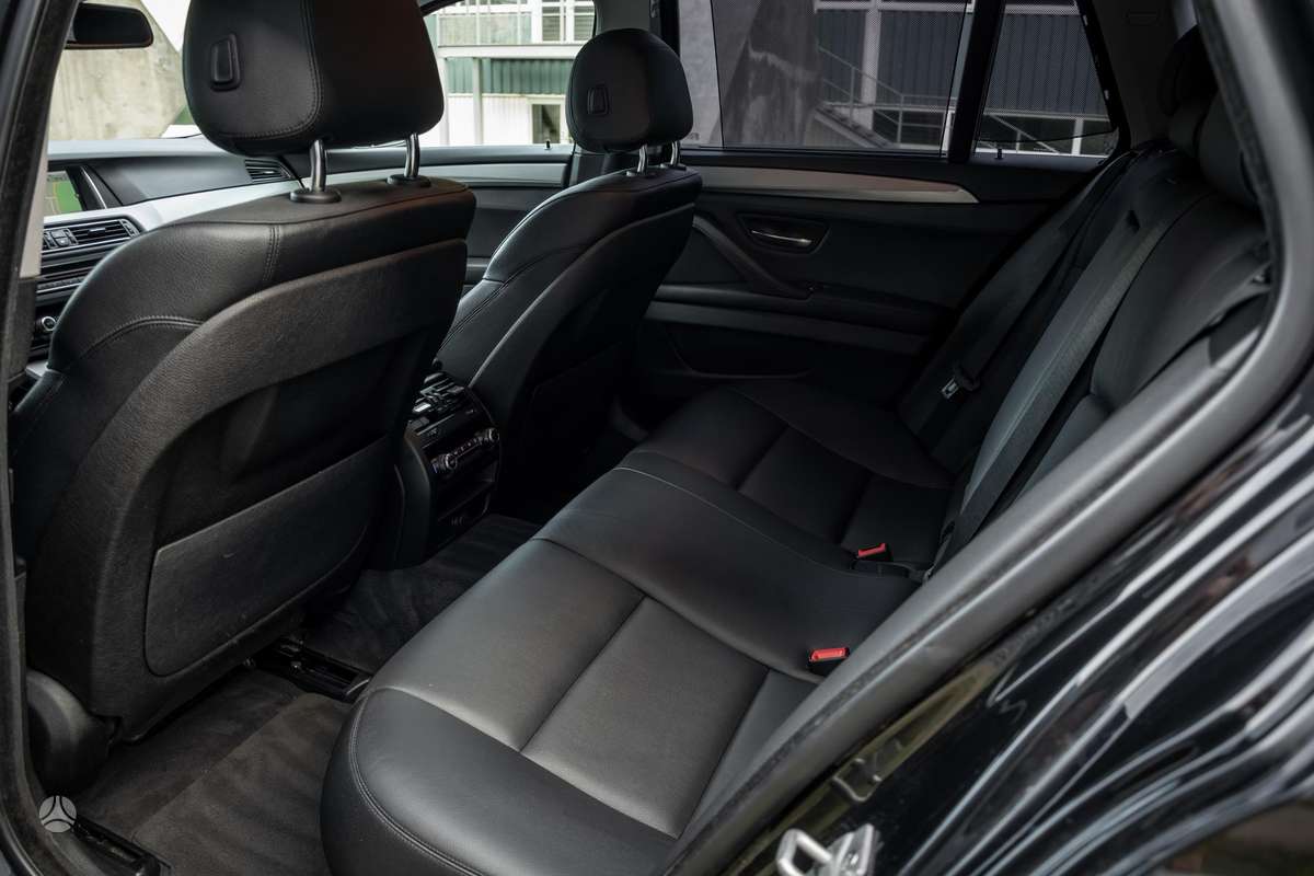 BMW 520, 2.0 l., wagon