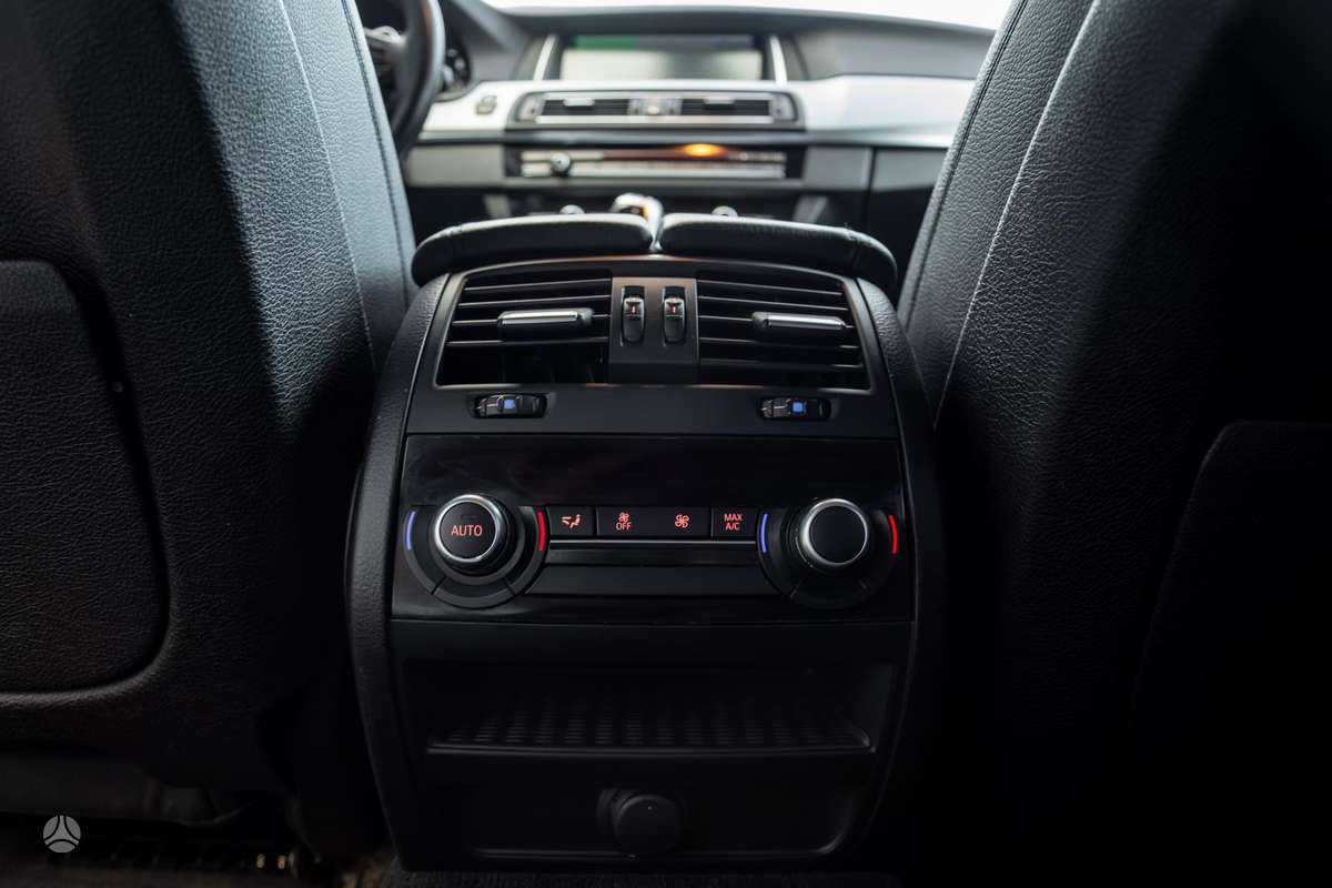 BMW 520, 2.0 l., wagon